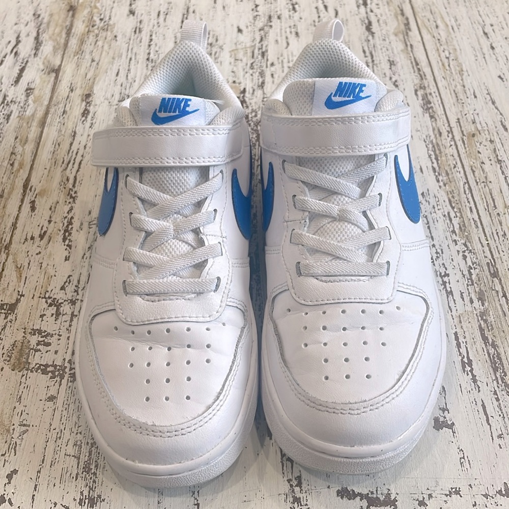 Nike Court Low 2